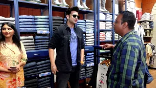 Karan Kundrra Unveiling World's First Kind Denim Collection By Lee Cooper At Foo Viviana Mall 01