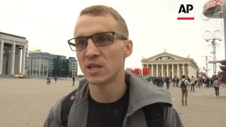 Opposition supporters rally in central Minsk