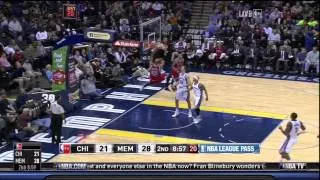 D.J. Augustin steal/pass