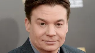 Mike Myers Looks Like a Totally New Person in This Ultra-Rare Red Carpet Appearance