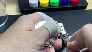 Simple way to install watch bracelet with solid endlink (and no scratching lug)