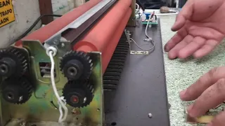 How to Disassemble & Clean Roller of Quaff Laminator Machine ||Simply Using Back of the Cutter Blade