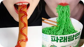 CRAZY FOODS IN KOREA CONVENIENCE STORE WEIRD FOOD ASMR COMPILATION 🇰🇷