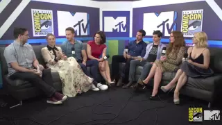 Once Upon A Time cast with MTV at Comic Con- Jennifer Morrison, Lana Parrilla, Colin O'donoghue [HD]