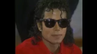 Michael Jackson and Bubbles in  Japan Osaka 1987