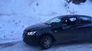 Cruze offroading on snow at narkanda