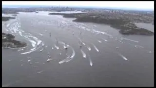 Start of the Rolex Sydney to Hobart Yacht Race 26 Dec 2010