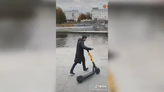 В поисках славы утопил самокаты под видео