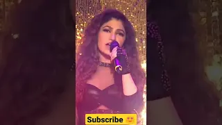 Tulsi Kumar 😍 live at Mirchi smule Awards #Tulsikumar #Tanhaai