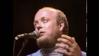 Stan Rogers sings "Northwest Passage (Excerpt from One Warm Line)