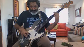 HELLOWEEN * WARRIOR * FRETLESS BASS COVER