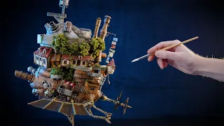 I made the flying version of Howl's Moving Castle out of garbage