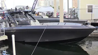 Performance & Elegance ! 2023 Midnight Express 37 Open