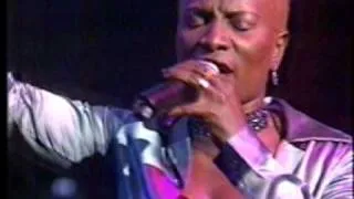 Angelique Kidjo - Voodoo Child (Voodoo Chile) - Live - 1999