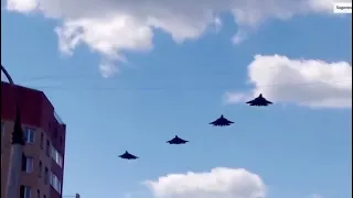 🇷🇺Russia's stealth SU-57 with screaming whistle sound/ SU-57ရဲ့ ငရဲခေါ်သံ နားထောင်ကြည့်  🇷🇺Uraaa...