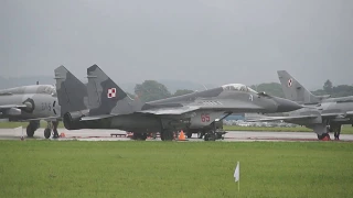 Mig-29 kołowanie i start - lotnisko 21 BLT Świdwin