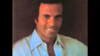 Julio Iglesias   Emociones (1978)   Voy A Perder La Cabeza Por Tu Amor.wmv