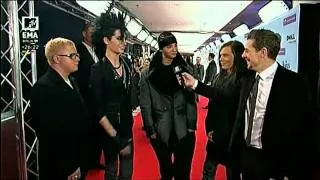 Tokio Hotel EMA 2009 red carpet.MPG