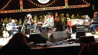 Pearl Jam & Neil Young - Throw Your Hatred Down - 10/26/14