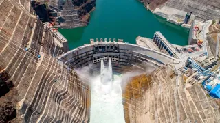 China Builds The Worlds Largest Dam | A 10-year Long Engineering Project