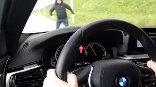 BMW: Pedestrian Warning with City Braking Activation real test. BMW 5, 7 and X5 :: [1001cars]