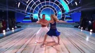 【HD】DWTS 19 Week 6   Lea Thompson & Artem Chigvintsev SALSA Dancing With The Stars