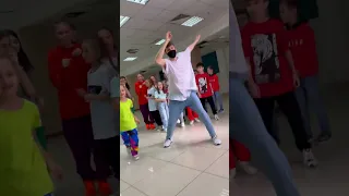 Девочка Повторила Танец 😱🔥 16 000 000 SUBSCRIBERS IS COMING 😎🔥 LITTLE GIRL DANCING SHUFFLE !