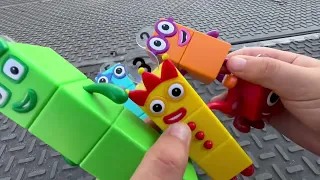 Numberblocks Toys go to the Moon!!