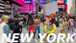 [4K]🇺🇸NYC Spring Walk🗽Times Square to Macy’s Flower Show 🌸🚕 Manhattan Walking Tour | Mar 2023