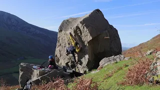 THE PINCH 7A+/V7 Sheep Pen Boulders, North Wales #justsends
