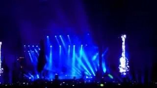 Paul McCartney - Entrance & Eight Days A Week clip (Bonnaroo 2013)