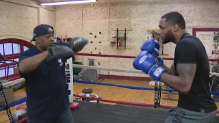 Englewood boxer carries legacy of Chicago Golden Gloves tournament