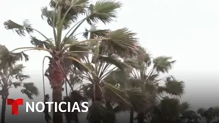 La tormenta tropical Hilary amenaza al sur de California | Noticias Telemundo