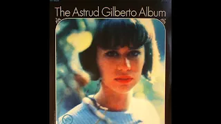 08 - Astrud Gilberto / Photograph