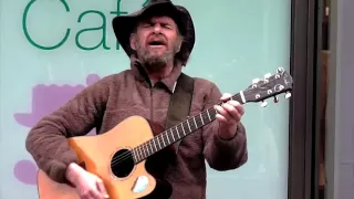 Busker singer/songwriter John McColm - Wish you were here -  (floyd cover)