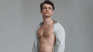 Thomas Doherty Performs Masterpiece from High Strung Free Dance