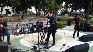 Bobby Kimball of Toto singing "Africa" 2015