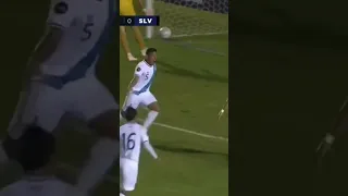 segundo gol de Guatemala ante el Salvador