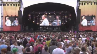 Level 42 - Lessons In Love [Live At The Rewind Festival]