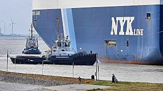 Auslauf Autotransporter DEMETER LEADER & Schlepper IMO 9477921 7KEO RoRo car carrier & tugs seabound