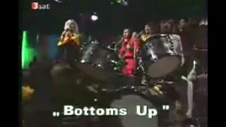 MIDDLE OF THE ROAD - Bottoms up