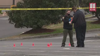 3 people shot in parking lot outside bar in Brookhaven, police said