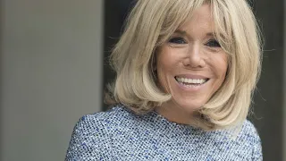 Brigitte Macron - Was für Kurven! Hier zeigt sie, was sie hat