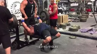 240.5kg/530lbs Raw Bench Paused (10-15-15)