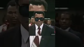 When Mike Tyson Avenged Muhammad Ali #boxing #fighting #miketyson #muhammadali