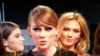 Taylor Swift farting on VMA preshow