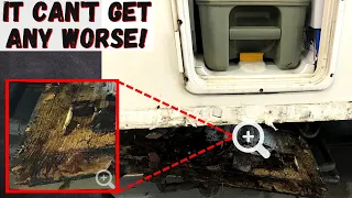 ROTTEN Motorhome Floor & CRACKED Shower Tray!