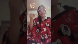 ساري كوول دخلات طول  وعرض فولد الكرية😂😂 بسبب اغنية عاش الشعب حيت عندها حب للملك😍😍😍