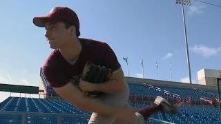 Meet U of Ottawa's one-handed pitcher