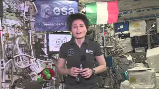 Space Station Crew Member Discusses Life in Space with Italian Officials and Students